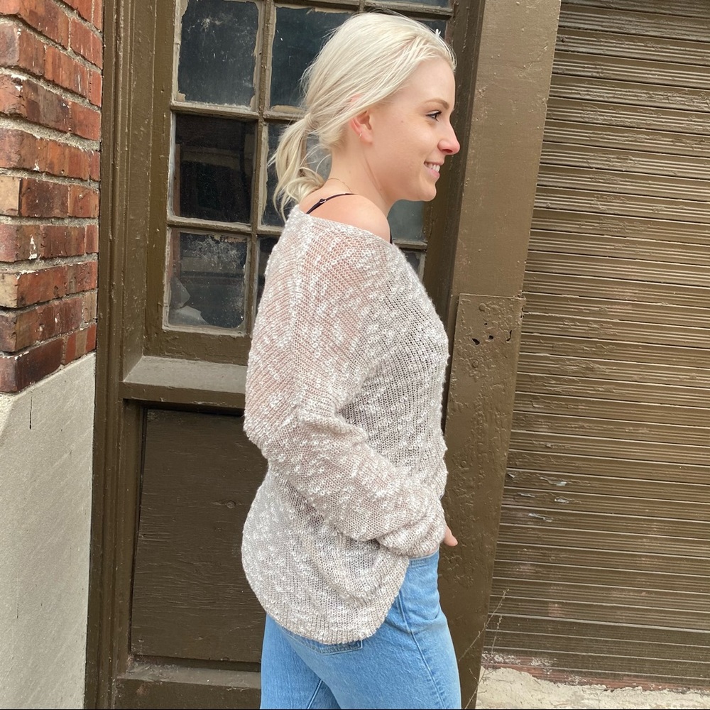 Dreamers Basic Boutique Sweater Neutral - image 3